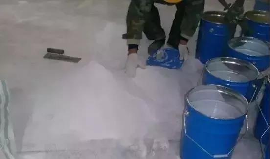 環氧地坪中涂漆配砂